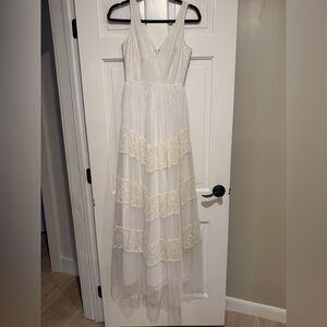 Lulu's Ivory Lace Maxi Dress- worn once and dry cleaned. Perfect for wedding!